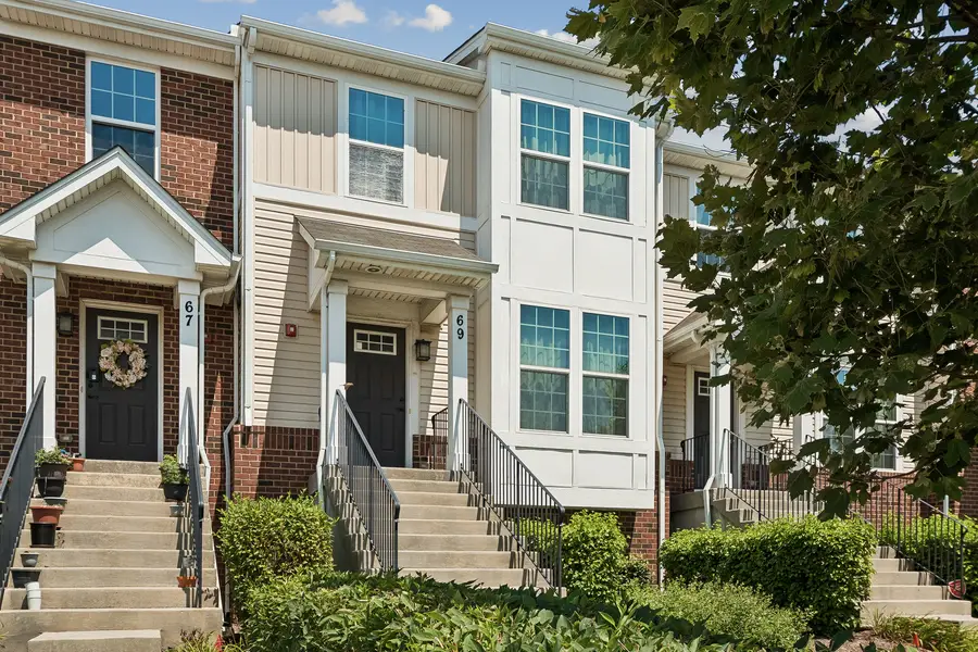 69 Nicholas Drive W, Des Plaines, IL 60016 - #3