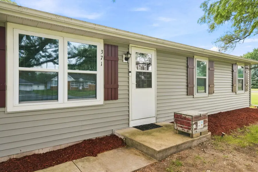 371 N Center Street, Braidwood, IL 60408 - #3