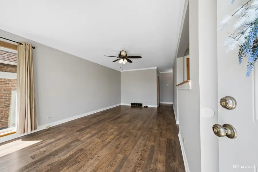 6012 S Melvina Avenue, Chicago, IL 60638 - #3