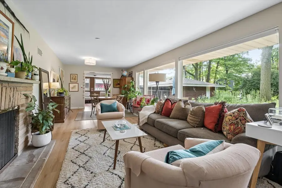 1233 Glenoak Lane, Northbrook, IL 60062 - #2