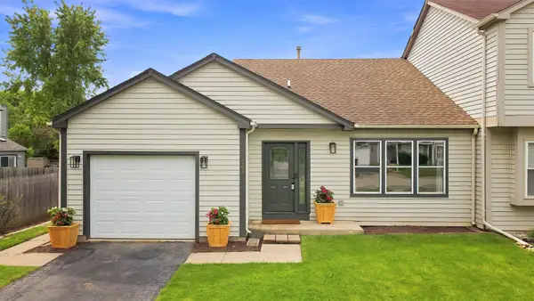 205 Chaparral Circle, Elgin, IL 60120