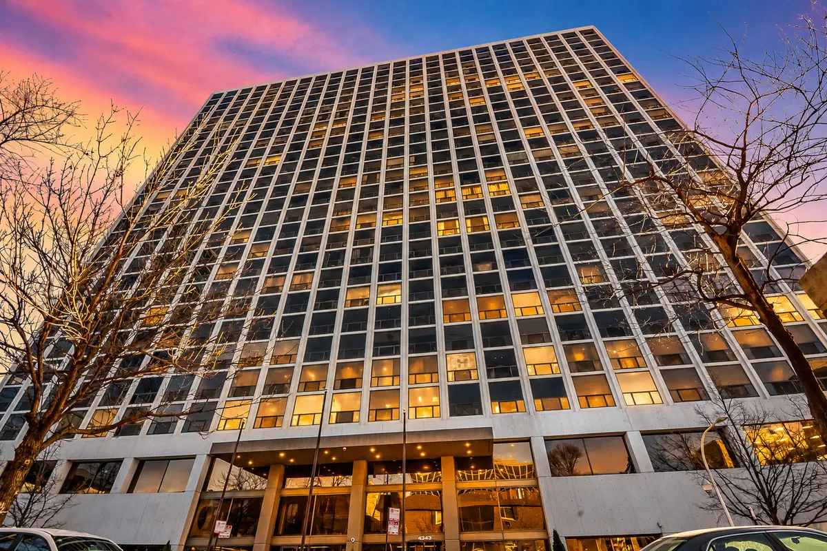 4343 N Clarendon Avenue #2801, Chicago, IL 60613 - #1