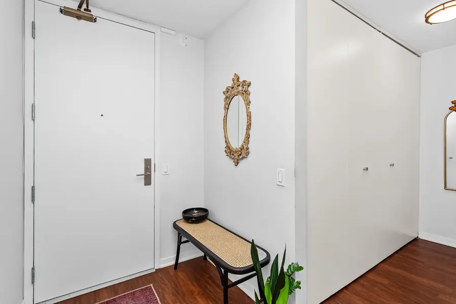 4343 N Clarendon Avenue #2801, Chicago, IL 60613 - #2