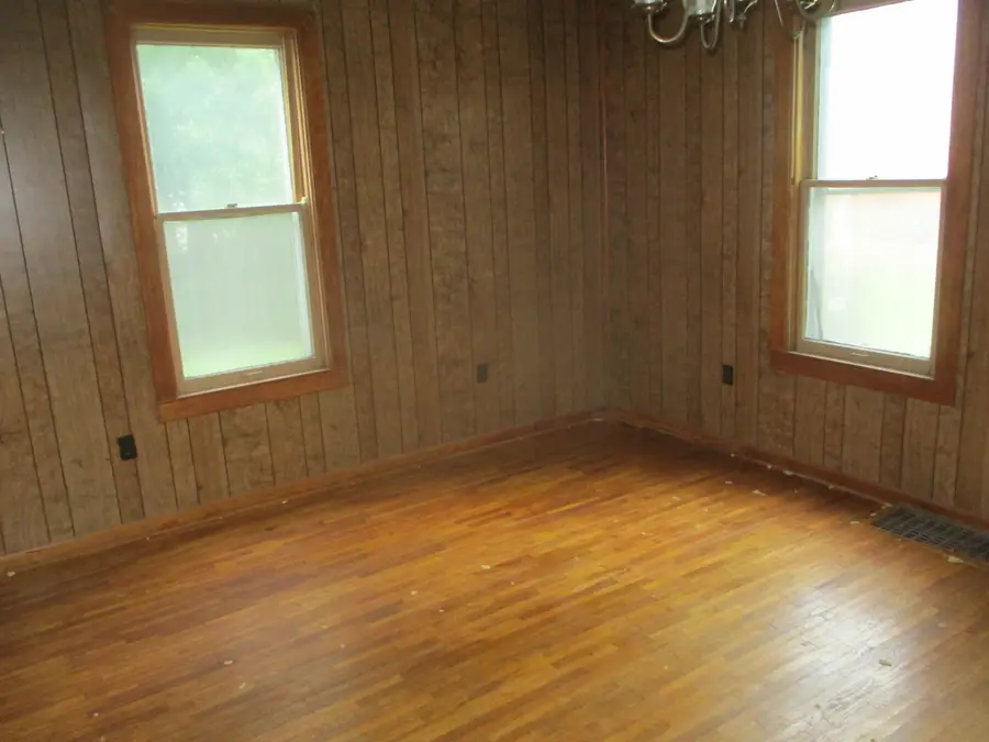 151 Jones Street, Ottawa, IL 61350 - #3