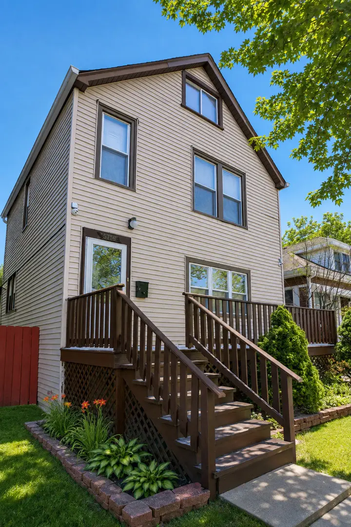 2711 N Marmora Avenue, Chicago, IL 60639 - #1