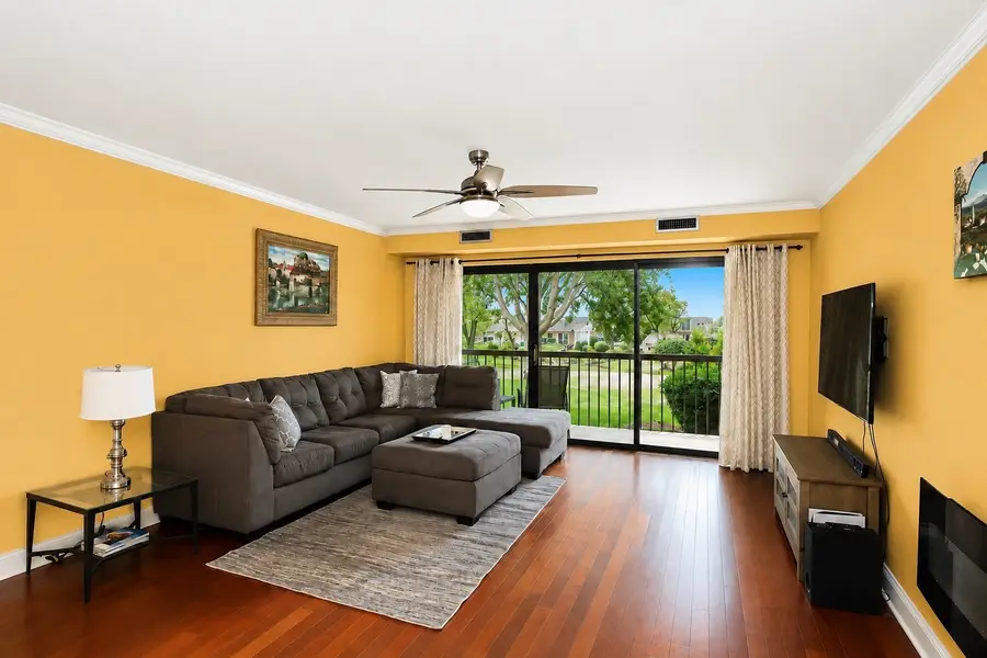 1103 N Mill Street #104, Naperville, IL 60563 - #3