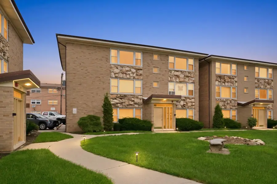 3170 W Meadow Lane #23, Merrionette Park, IL 60803 - #2