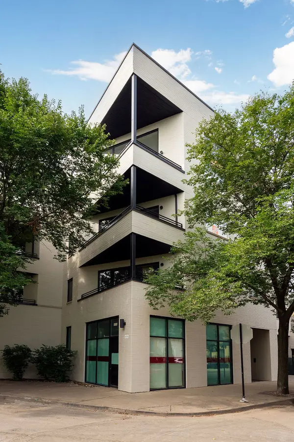 1656 N Bosworth Avenue #3S, Chicago, IL 60642