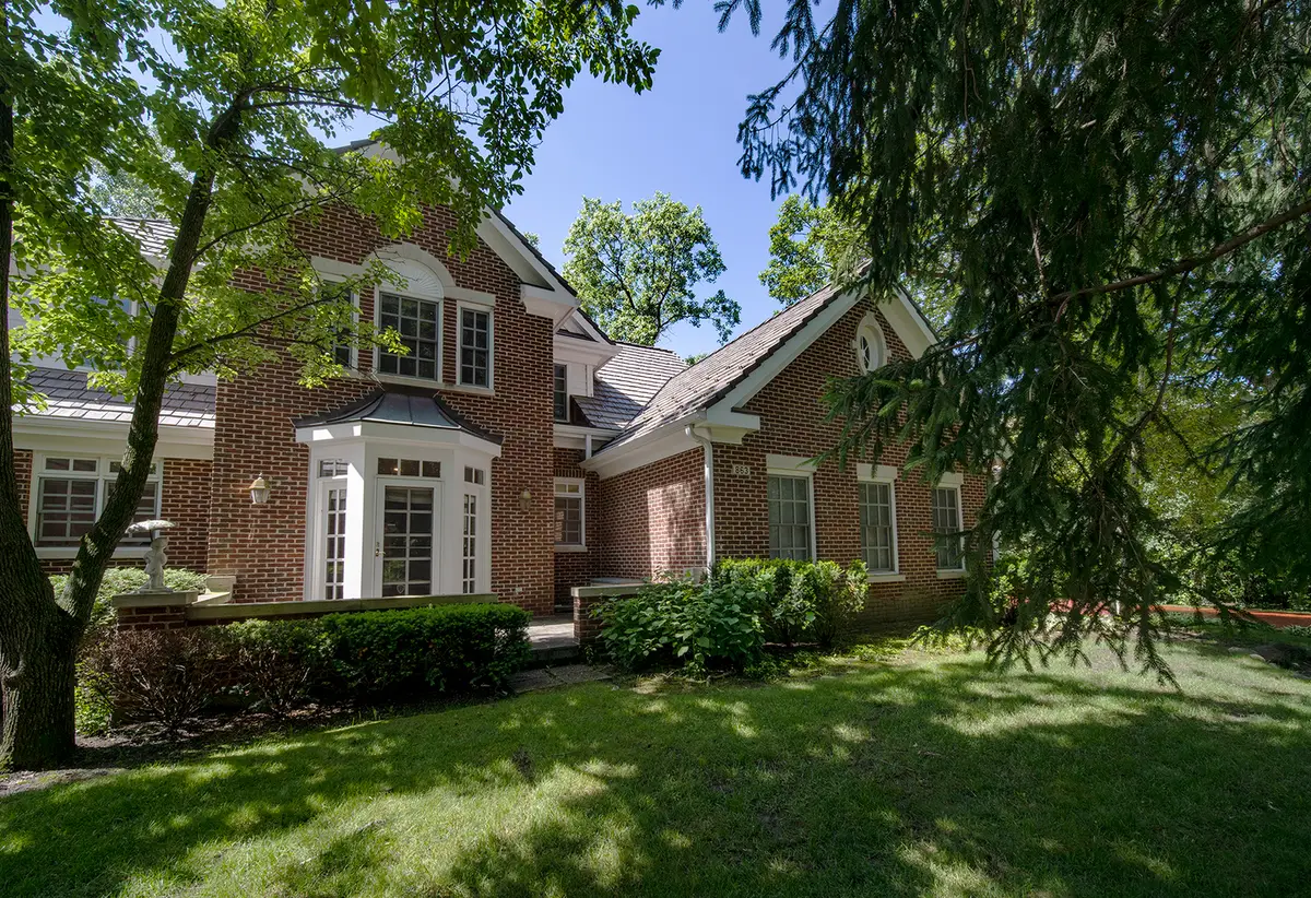 863 Gloucester Crossing, Lake Forest, IL 60045 - #1