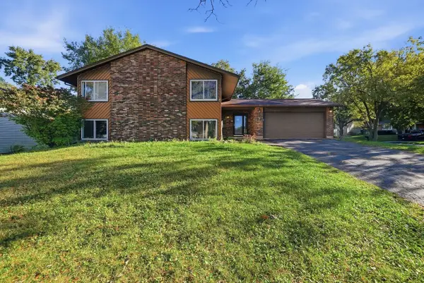 714 Dorchester Drive, Bolingbrook, IL 60440