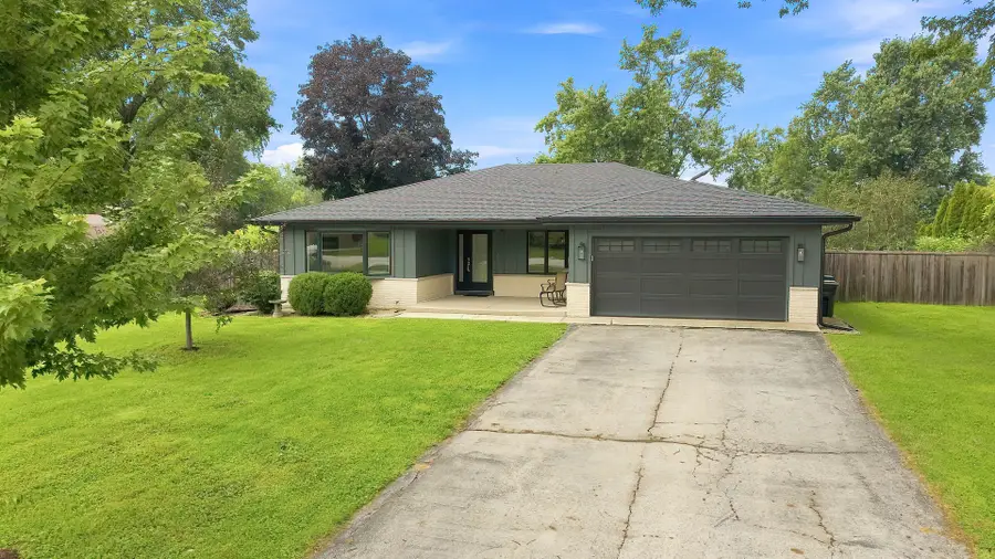 9S580 Clarendon Hills Road, Willowbrook, IL 60527 - #2