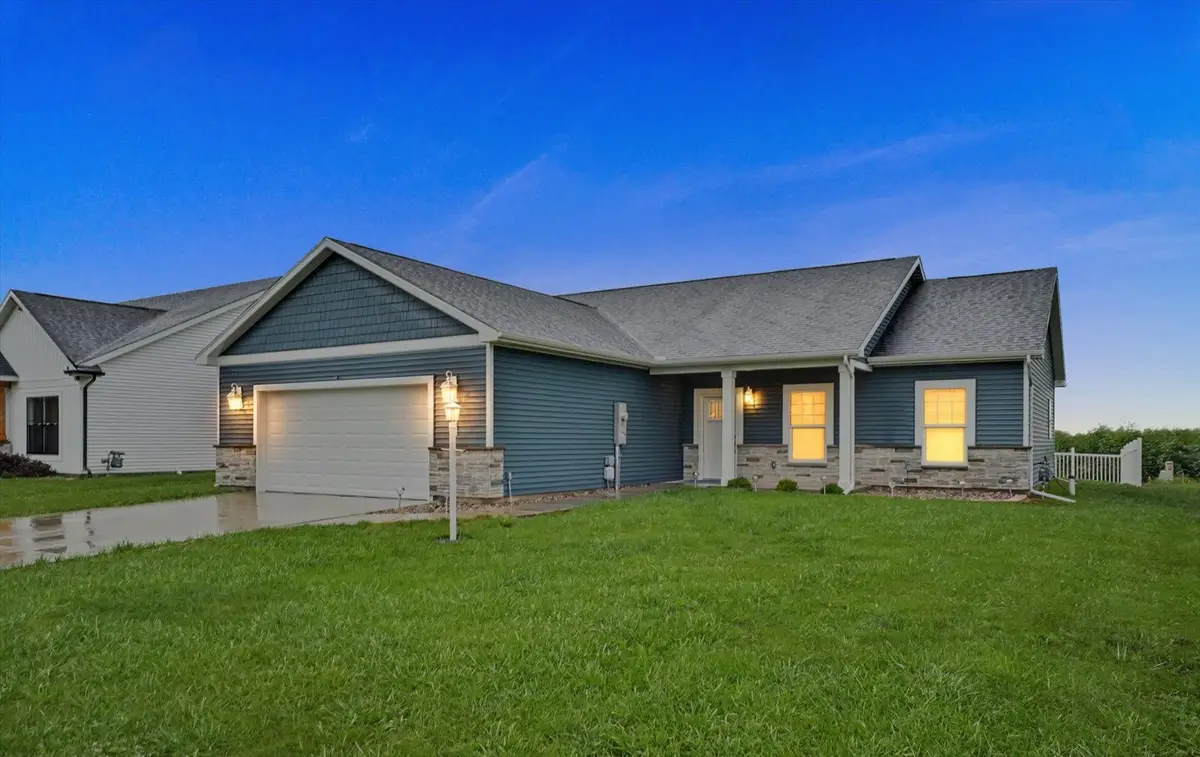 3704 Boulder Ridge Drive, Champaign, IL 61822 - #1