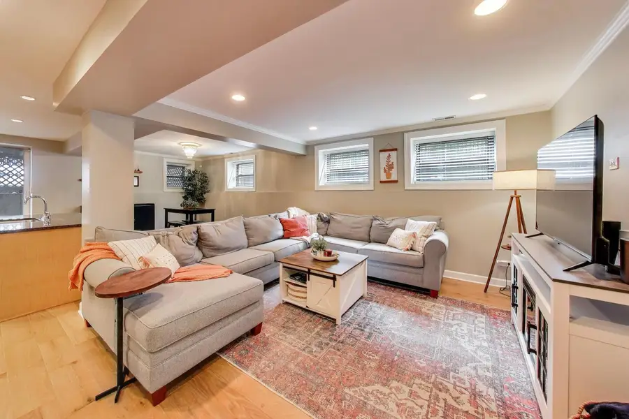 4834 N Kenmore Avenue #GN, Chicago, IL 60640 - #3