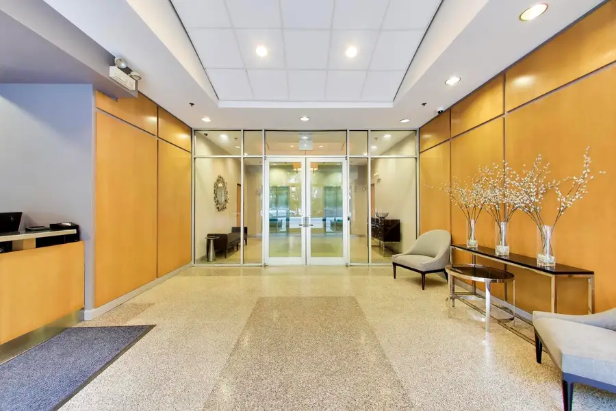 421 W Huron Street #1305, Chicago, IL 60654 - #2