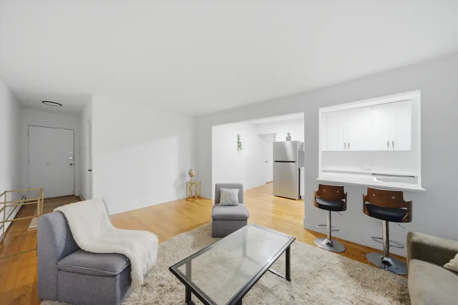 526 W Roscoe Street #2A, Chicago, IL 60657 - #3