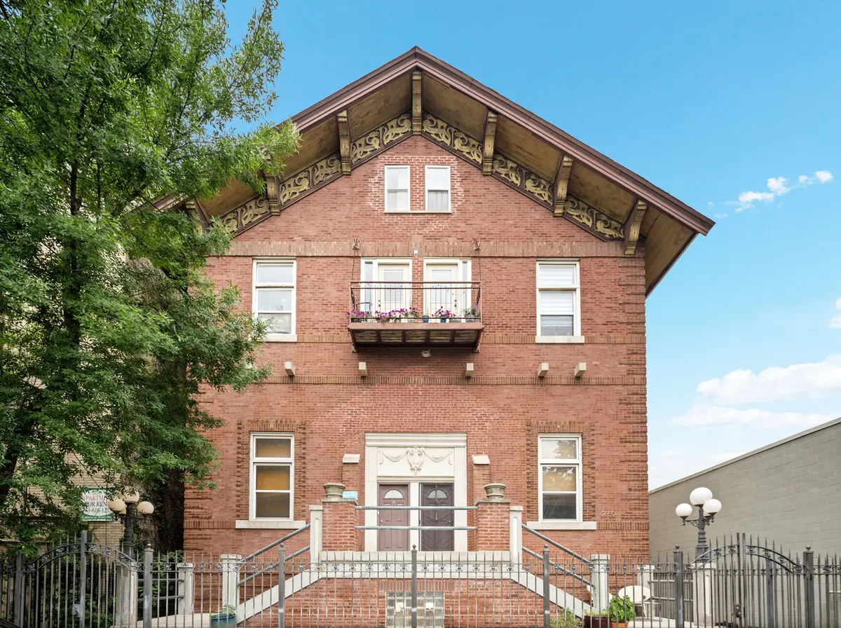 2350 N Kedzie Avenue #H, Chicago, IL 60647 - #1
