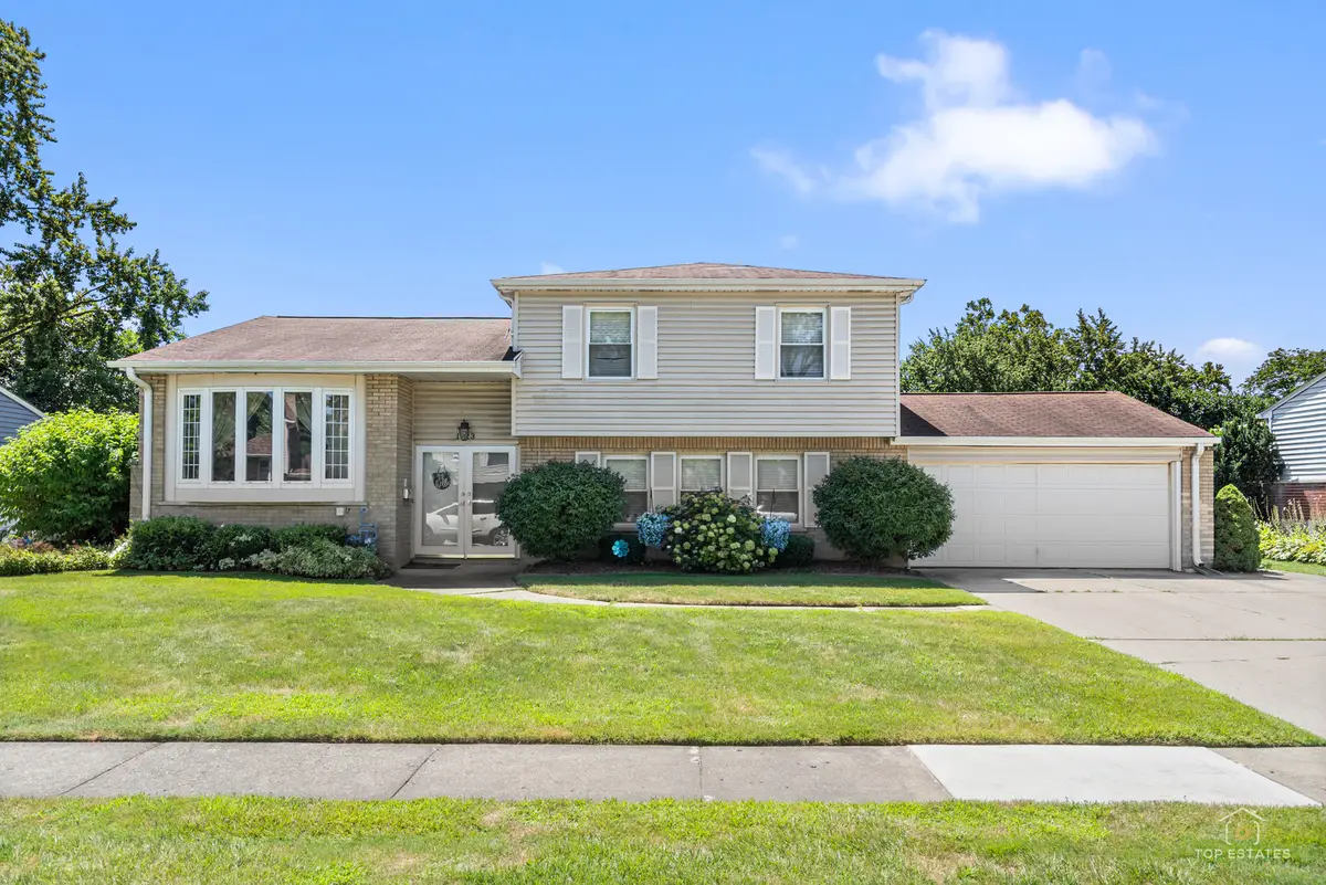 1323 E Rosita Drive, Palatine, IL 60074 - #1