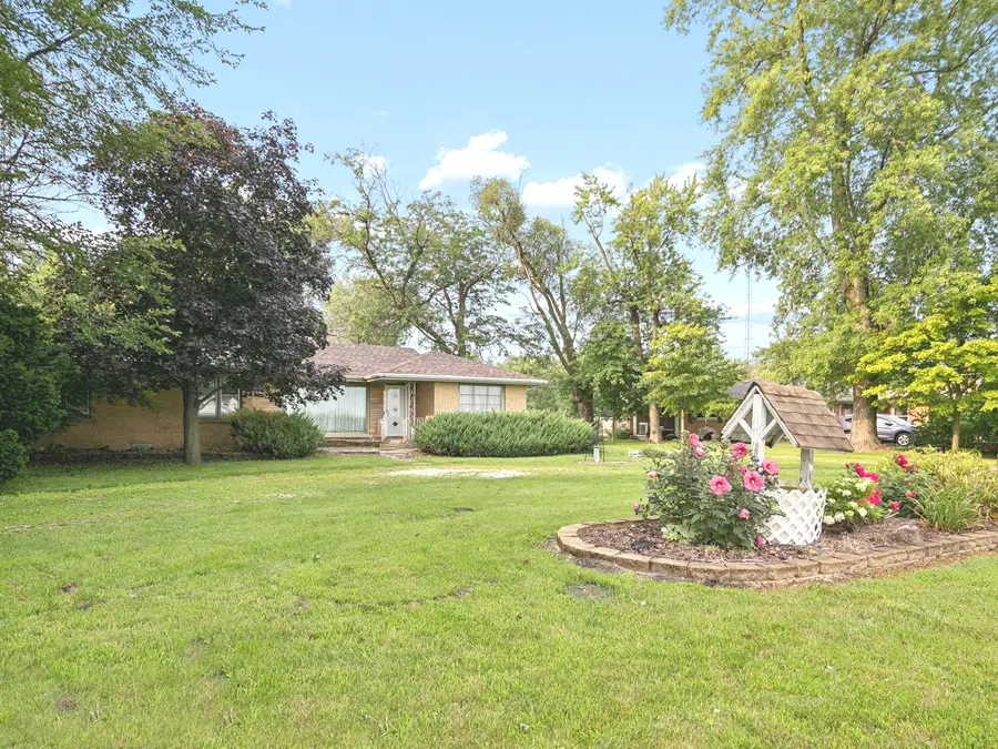 2098 W 2000s Road, Kankakee, IL 60901 - #2