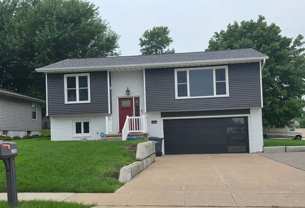 1154 Jefferies Drive, Clinton, IA 52732