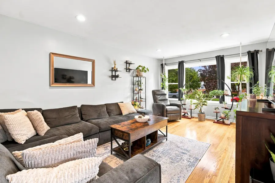 4306 Atlantic Avenue, Schiller Park, IL 60176 - #3
