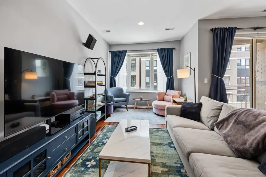 4919 N Lincoln Avenue #2, Chicago, IL 60625 - #3