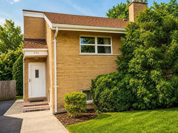 406 N Gerard Avenue, Villa Park, IL 60181