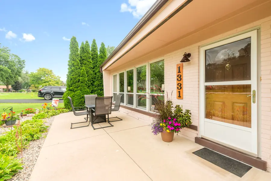 1331 S Lombard Avenue, Lombard, IL 60148 - #3