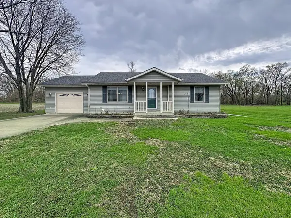 2524 Big Island Parkway, Milan, IL 61264
