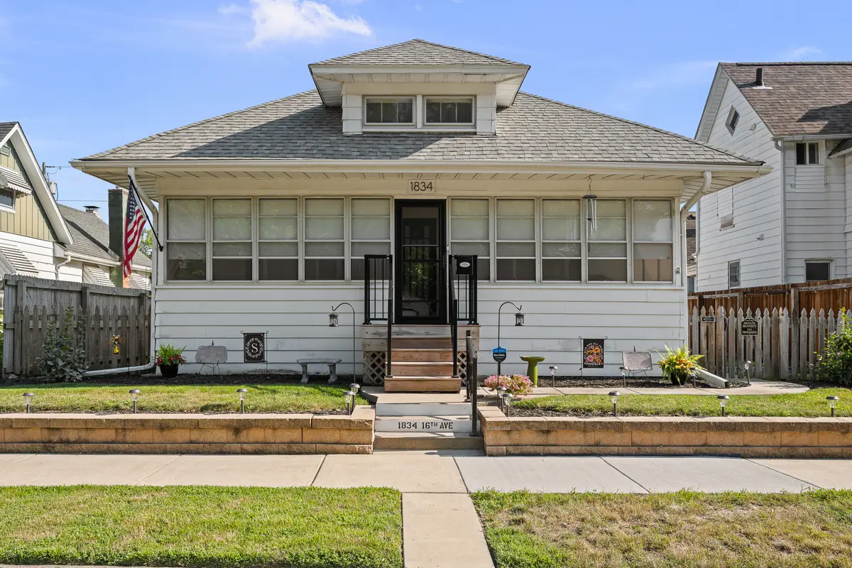 1834 16th Avenue, Moline, IL 61265 - #1