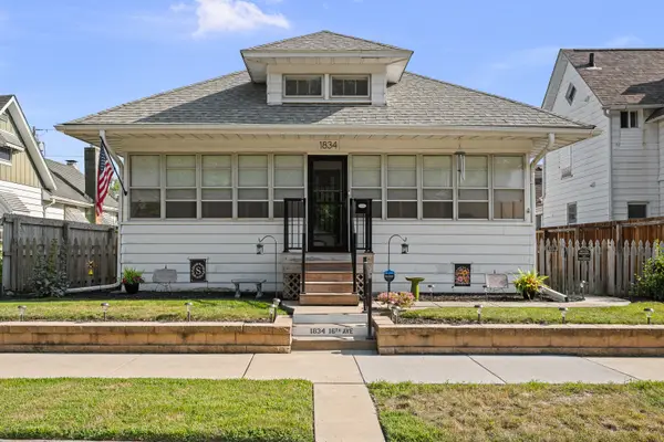 1834 16th Avenue, Moline, IL 61265