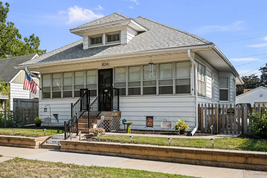 1834 16th Avenue, Moline, IL 61265 - #2