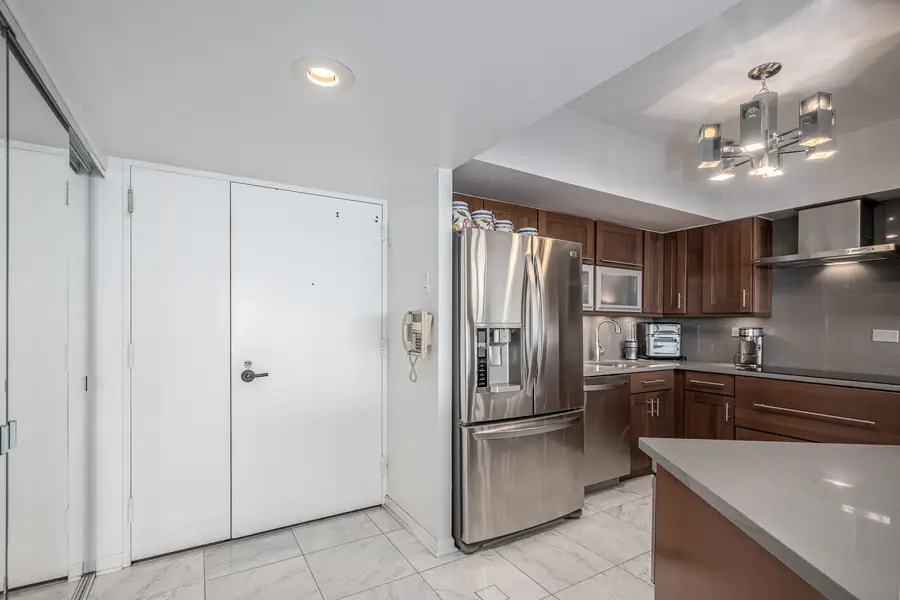 175 E Delaware Place #8004, Chicago, IL 60611 - #2