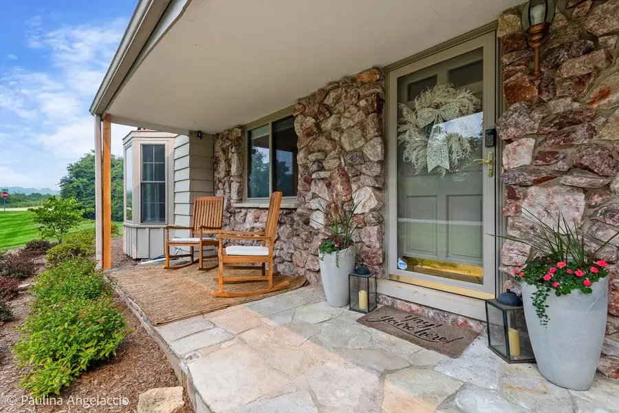 25271 W Elm Grove Drive, Barrington, IL 60010 - #2