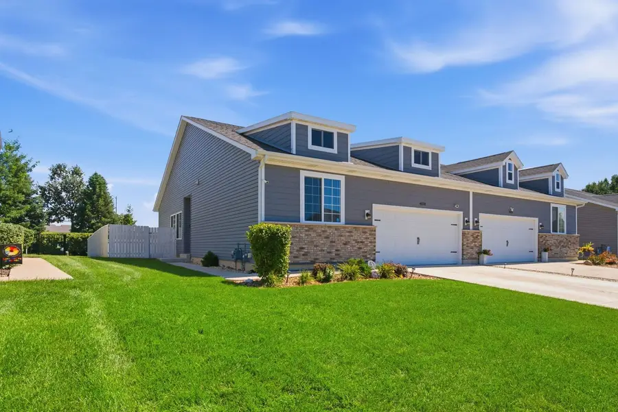 4028 Brady Street, Yorkville, IL 60560 - #2