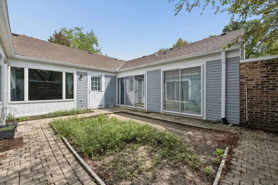 2 Pepperell On Asbury, Rolling Meadows, IL 60008 - #3