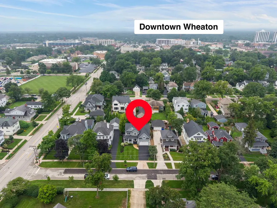 116 W Jefferson Avenue, Wheaton, IL 60187 - #2