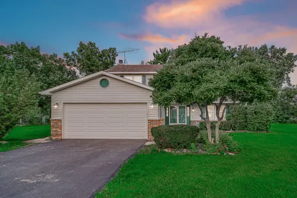 1293 Brave Court, Carol Stream, IL 60188