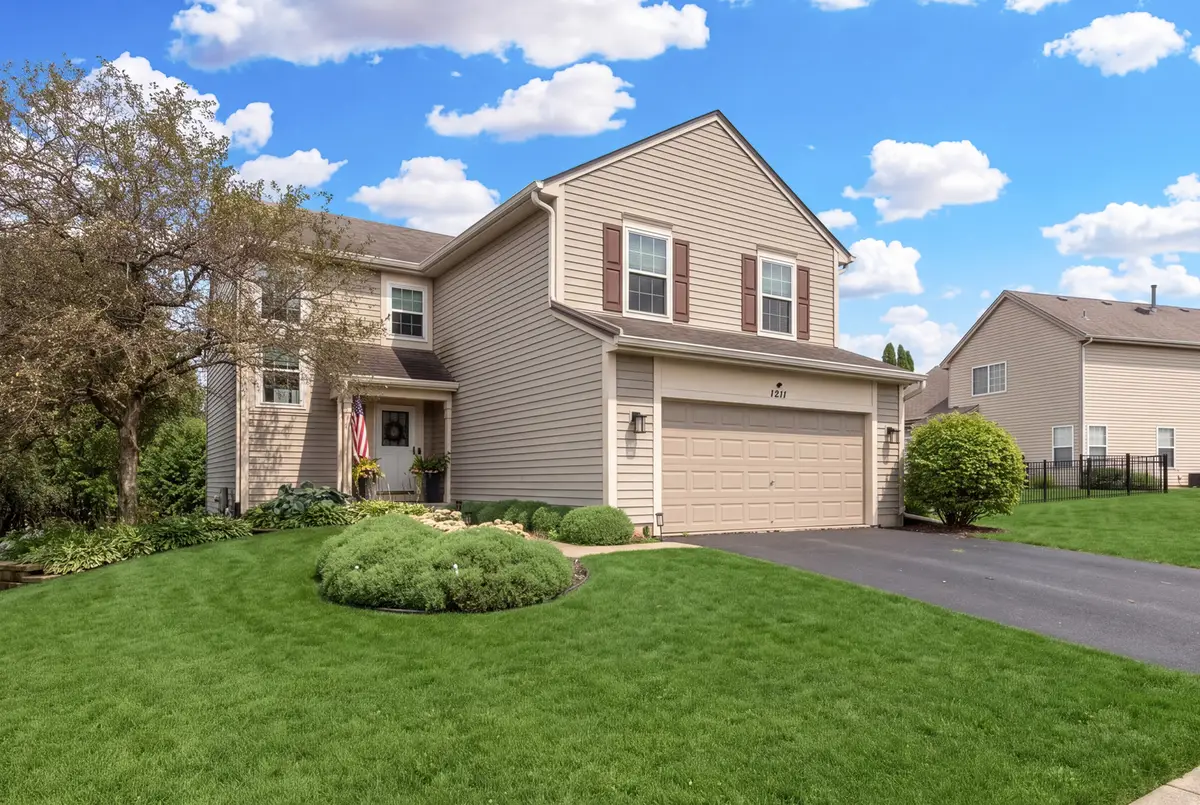 1211 N Lancaster Circle N, South Elgin, IL 60177 - #1