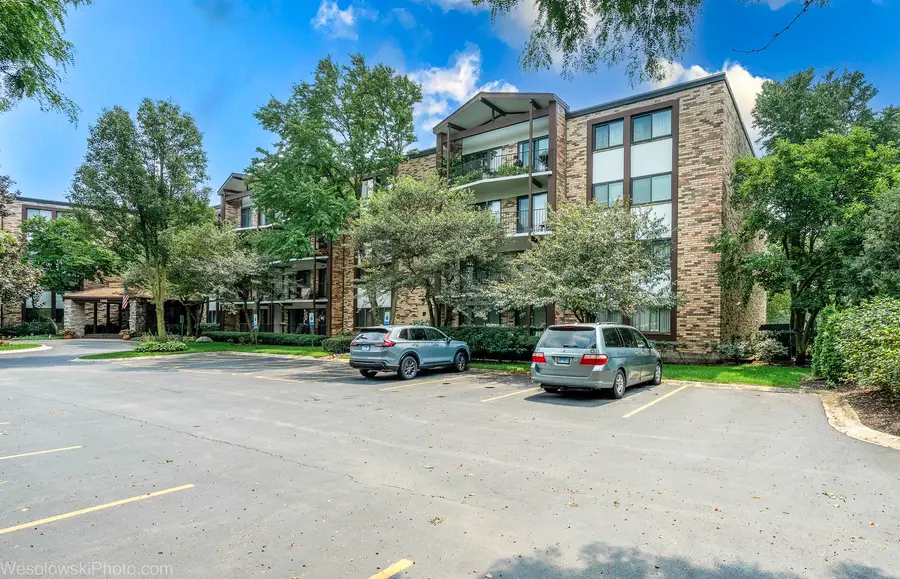 1400 N Yarmouth Place #413, Mount Prospect, IL 60056 - #2