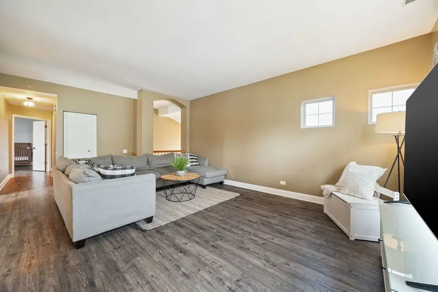 1080 Delta Drive #1080, Elgin, IL 60123 - #3