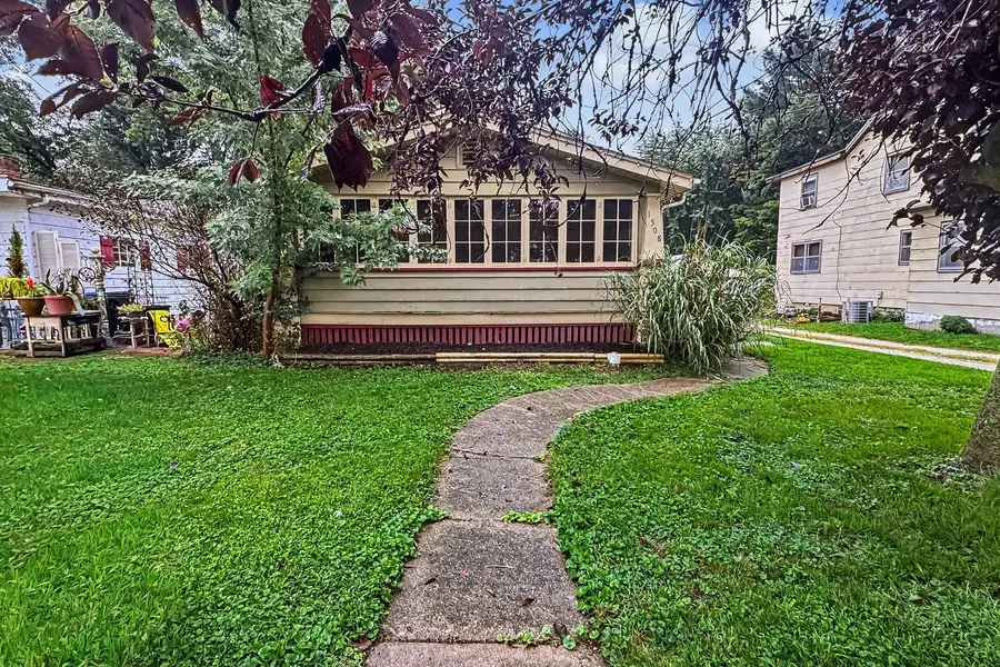 1508 N Linden Street, Bloomington, IL 61701 - #2