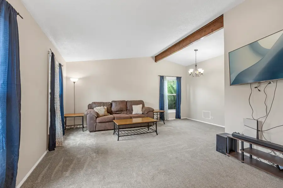 536 Thompson Avenue, Winthrop Harbor, IL 60096 - #3