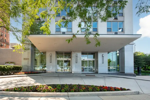 1550 N Lake Shore Drive #22E, Chicago, IL 60610