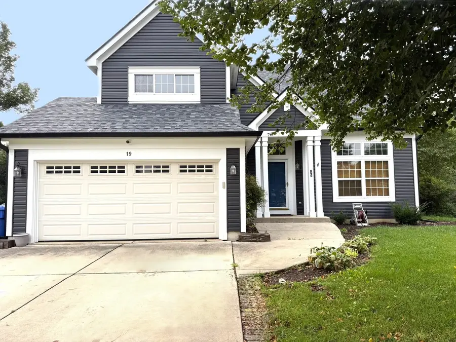 19 Longview Court, South Elgin, IL 60177 - #2