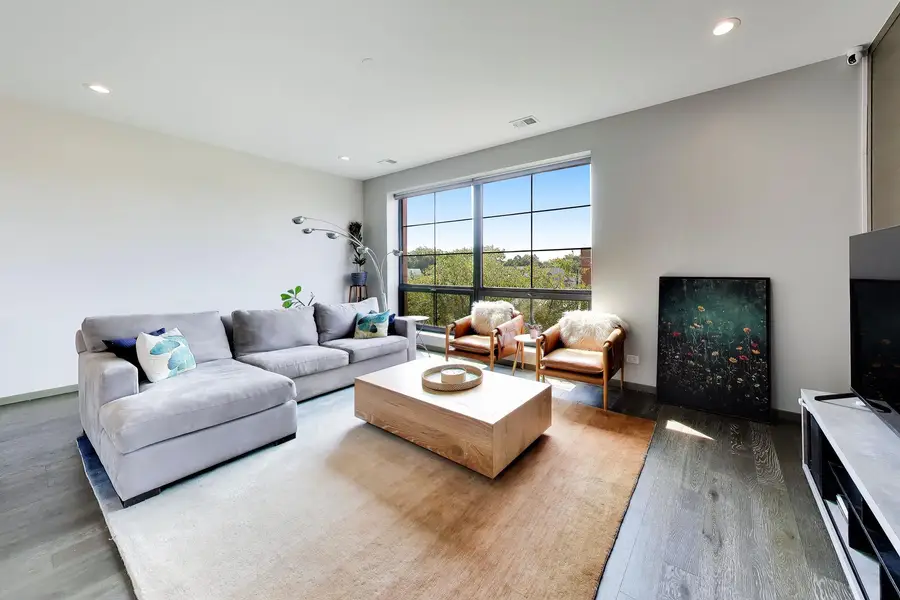 3024 W Irving Park Road #3S, Chicago, IL 60618 - #3