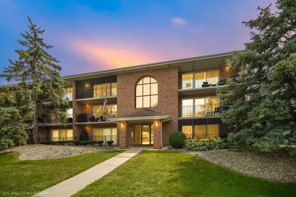 4933 E Circle Drive #107, Crestwood, IL 60418