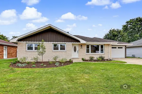 605 Gloria Street, Lockport, IL 60441