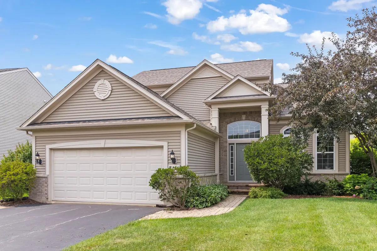 3111 Drury Lane, Carpentersville, IL 60110 - #1