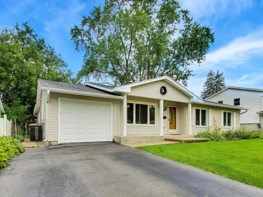 603 Chelmsford Lane, Elk Grove Village, IL 60007 - #2