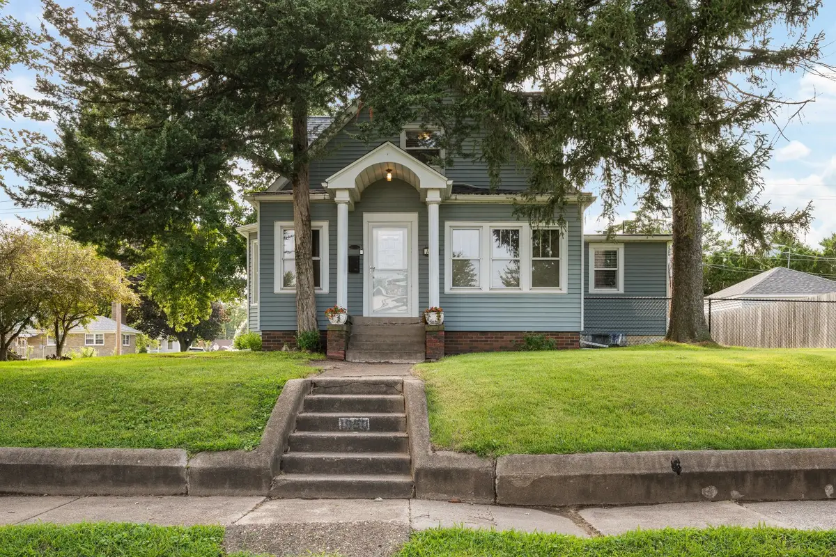 1850 39th Street, Rock Island, IL 61201 - #1